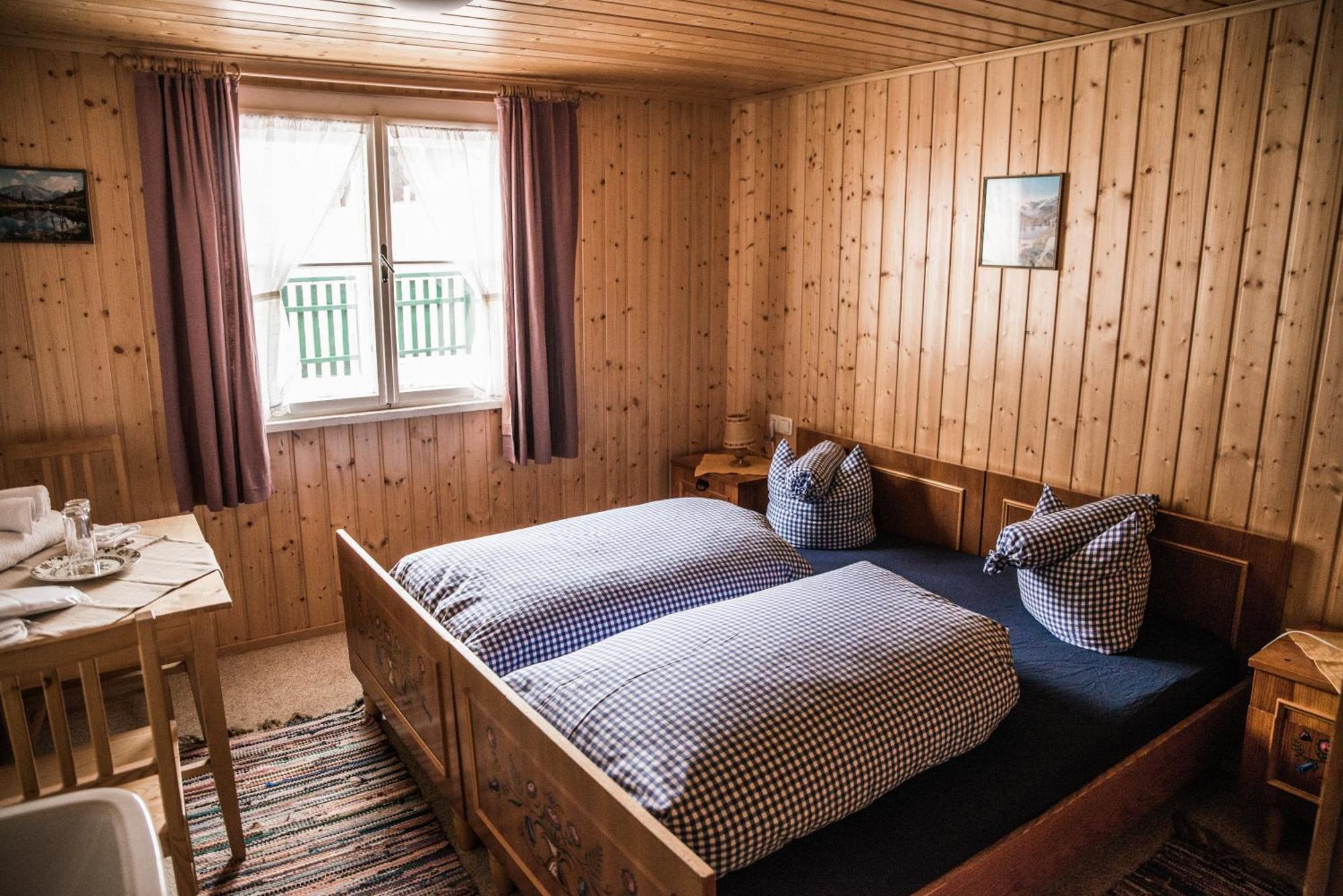 Almhütte&Skihütte Kohlerhaus Stuben am Arlberg Habitación foto