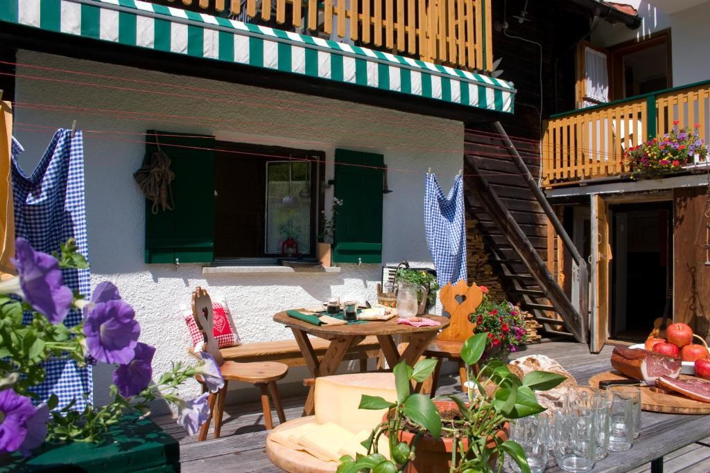Almhütte&Skihütte Kohlerhaus Stuben am Arlberg Exterior foto